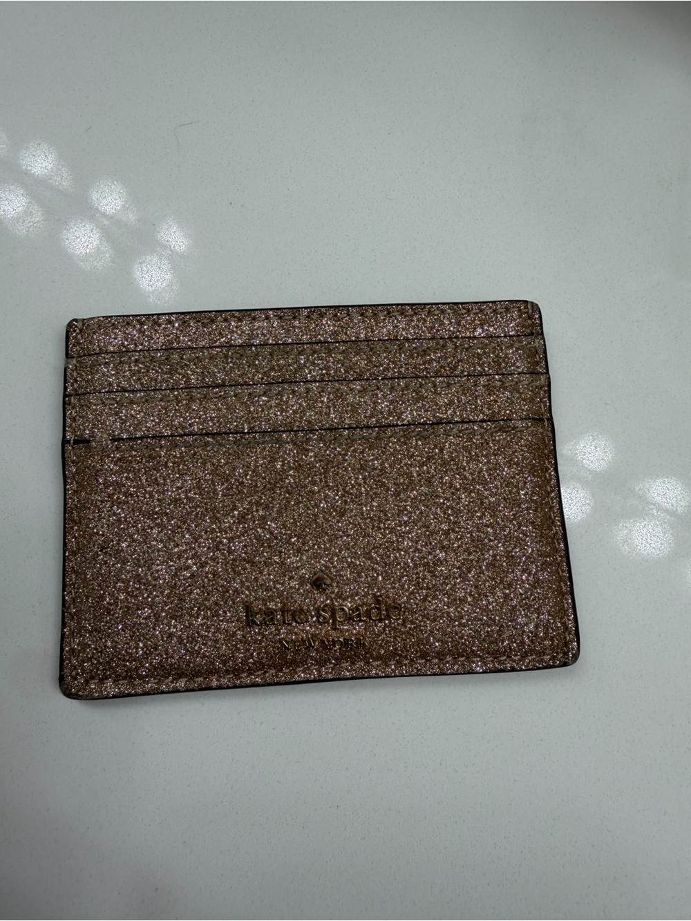 kate spade Glitter Card Holder - Metallic Rose
